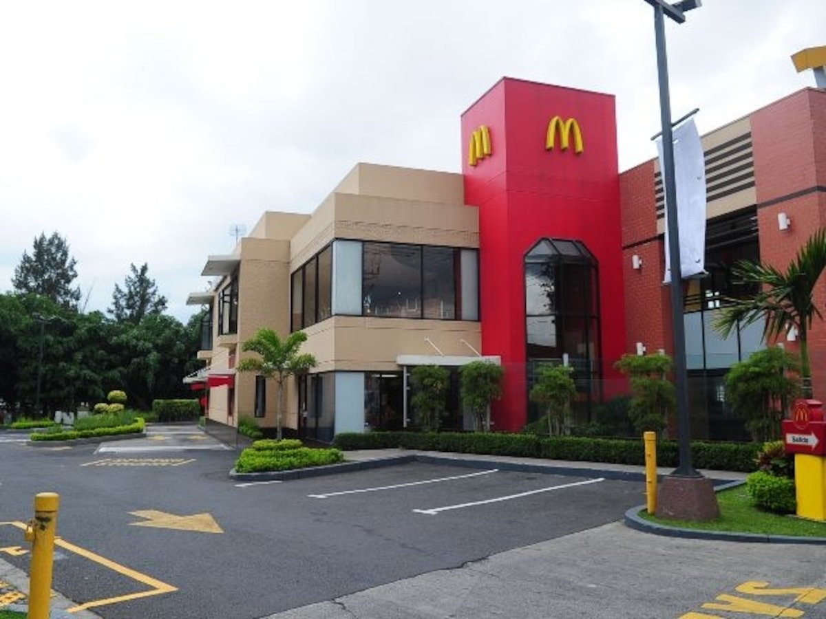 Opinión de McDonald's | Chitré 1 Opinión de McDonalds Chitré: Sabor y Servicio en Panamá