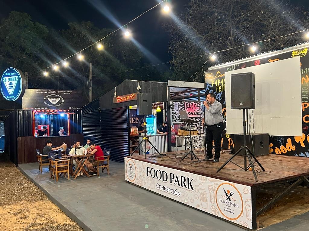 Opinión de El Retorno Food Park 1 Opinión de El Retorno Food Park: experiencia gastronómica única en caravana de comida