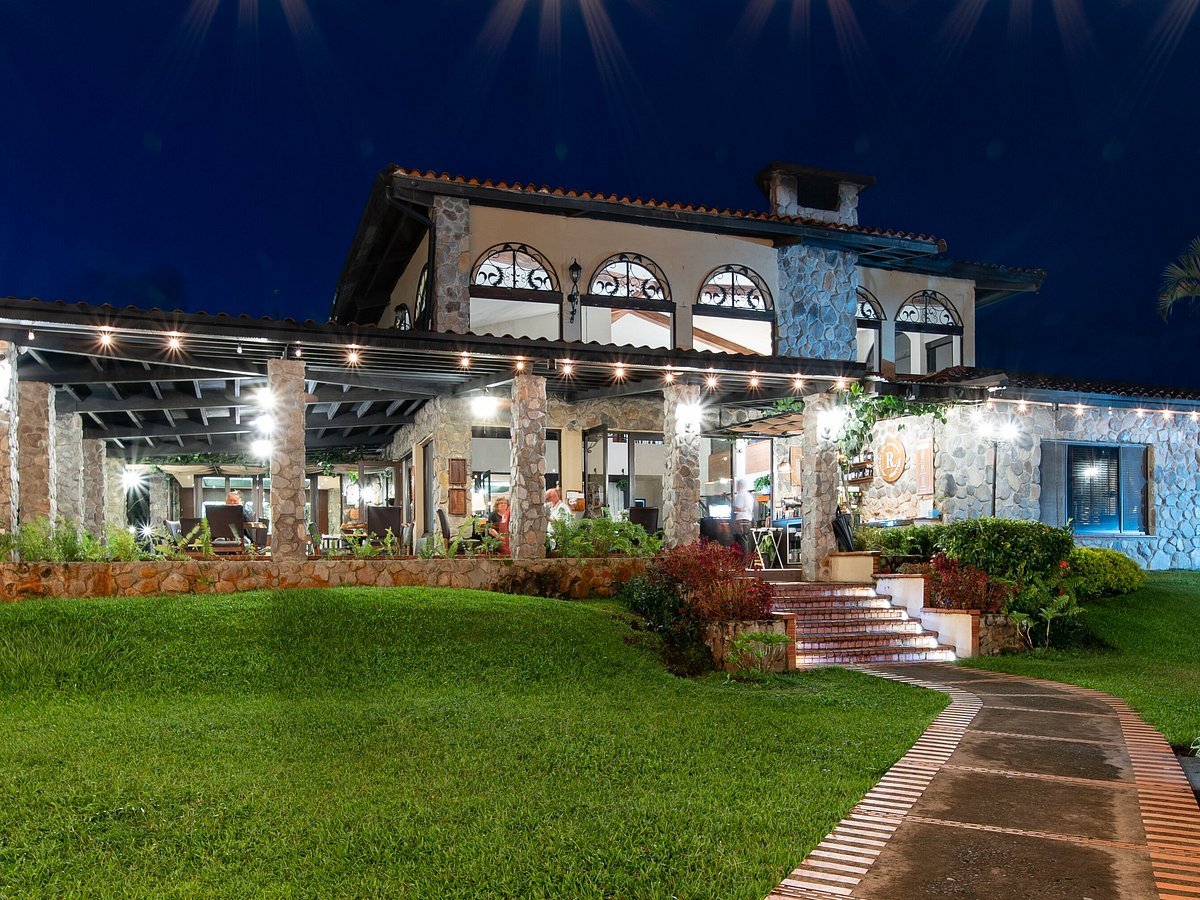 Opinión de Country Grill Boquete 1 Country Grill Boquete: Opinión 2025 – Sabores, Precios y Ambiente en Panamá